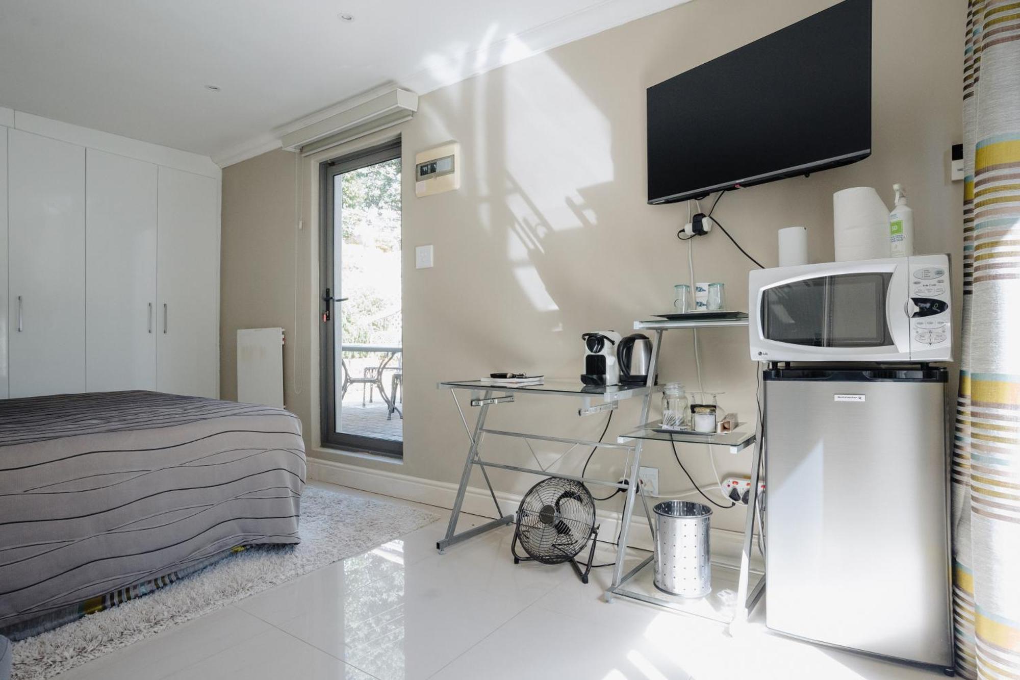 Echo Friendly Sunny Contemporary Garden Flat Daire Cape Town Dış mekan fotoğraf